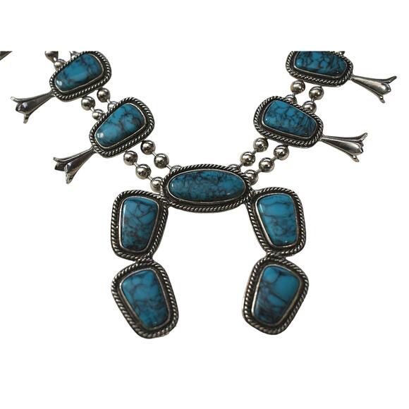 Vintage Squash Blossom 80s Goldette NY Native American Naja Large Faux Turquoise - Picture 3 of 9
